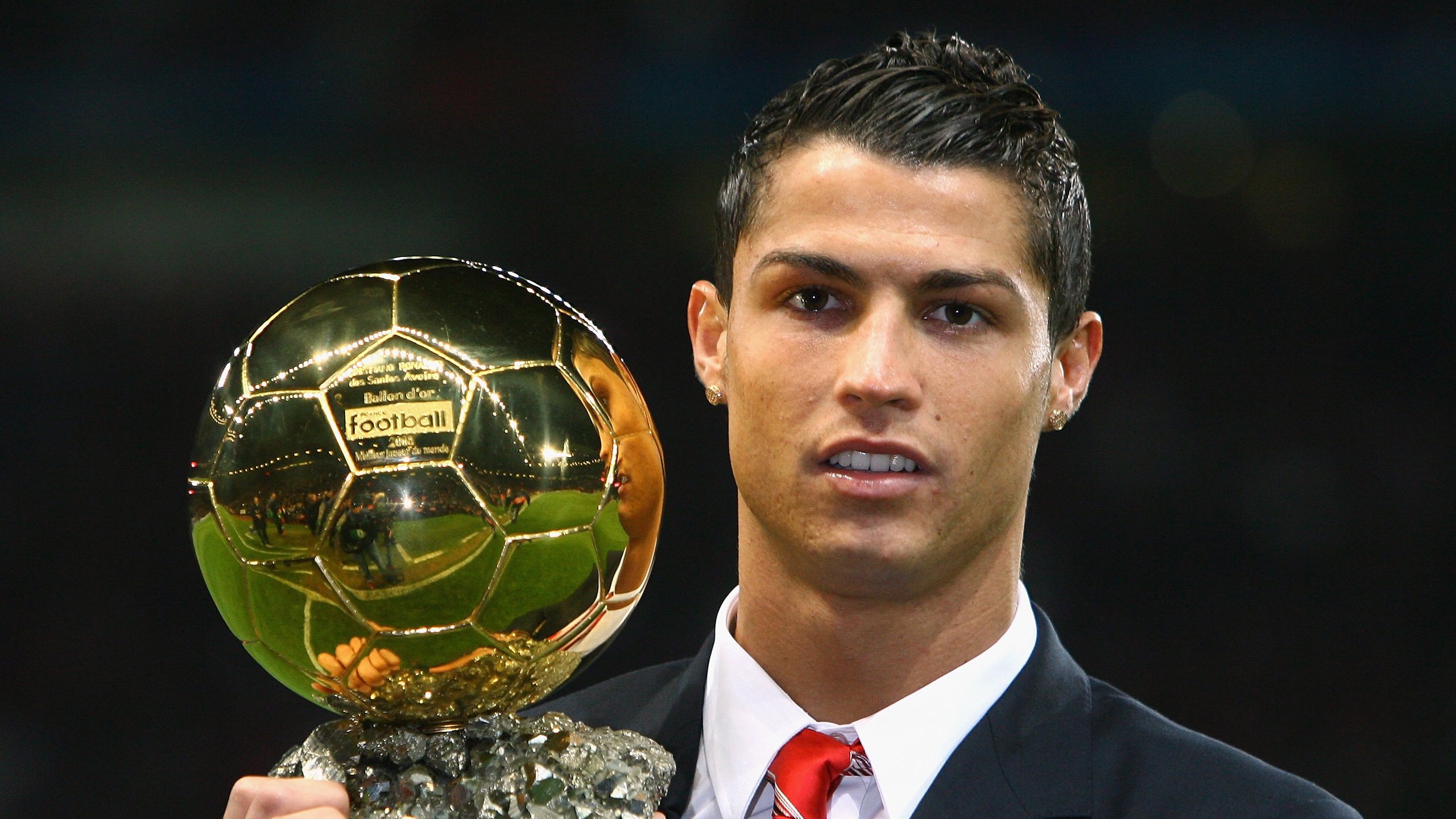 米兰全站APP正式版下载-快节奏下的传球优先级判断方法有哪些,快速传球技巧视频